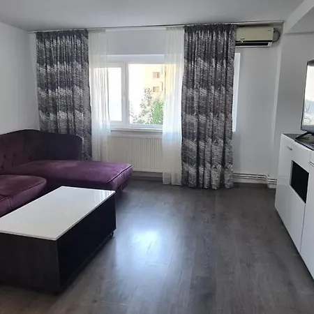 Lumiss - Zoom * Constança