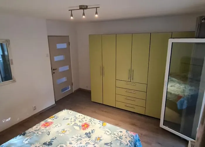 Lumiss - Zoom アパート